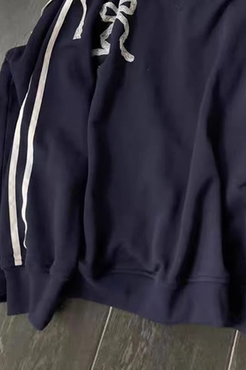 Bow Detail V-Neck Pullover