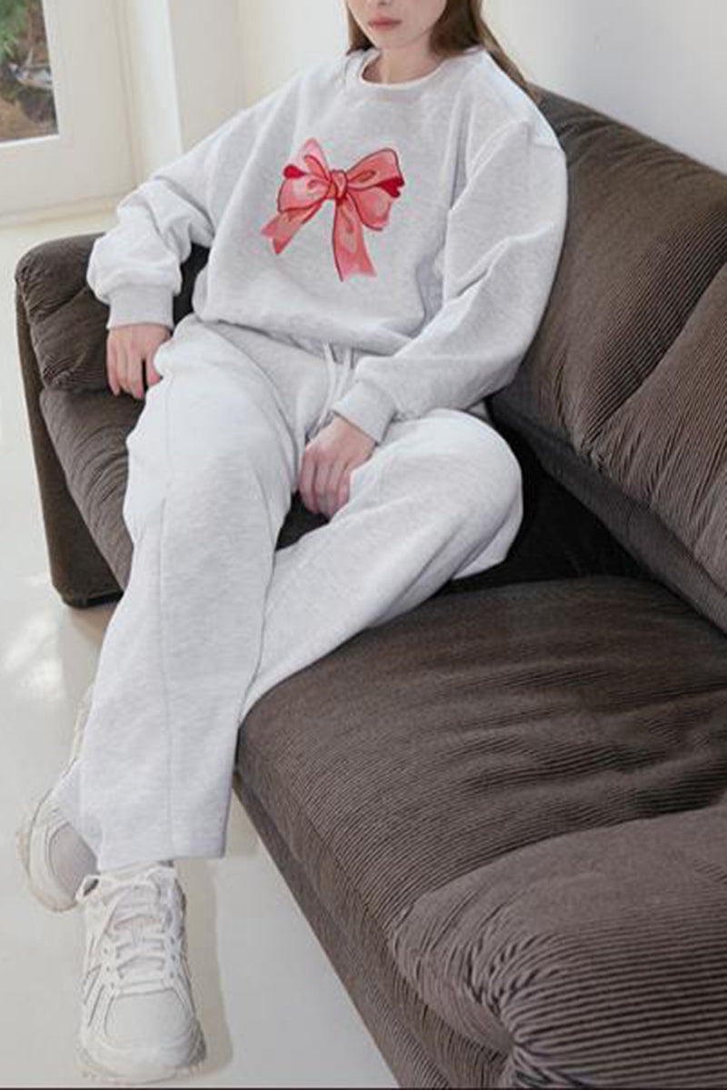 Bow Graphic Crew Neck Sweatshirt