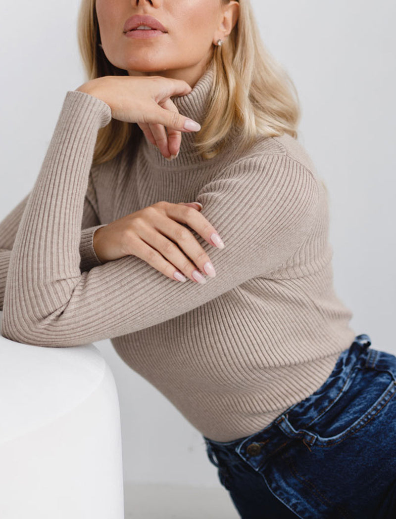 Solid Turtleneck Long Sleeve Knit Top