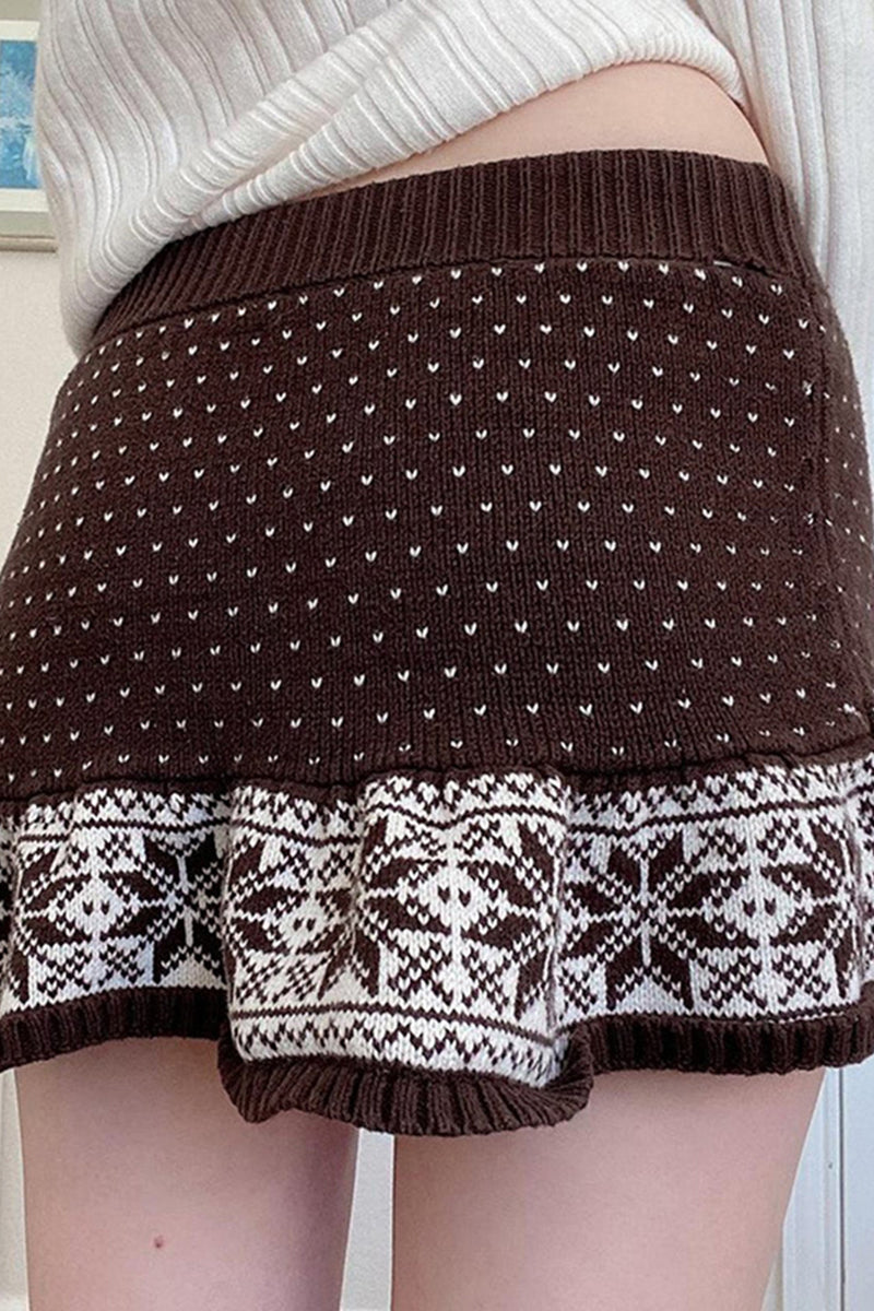 Knit Skirt with Pom-Pom Details