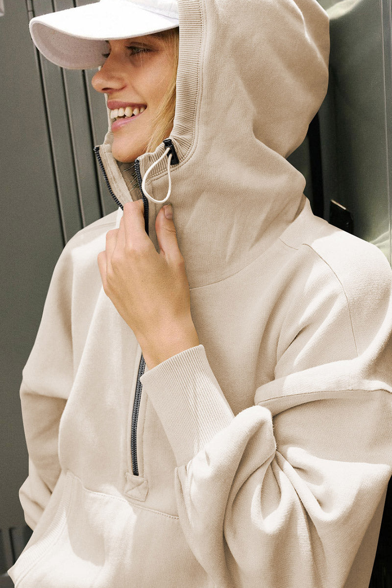 Relaxed-Fit Hoodie with Front Pockets