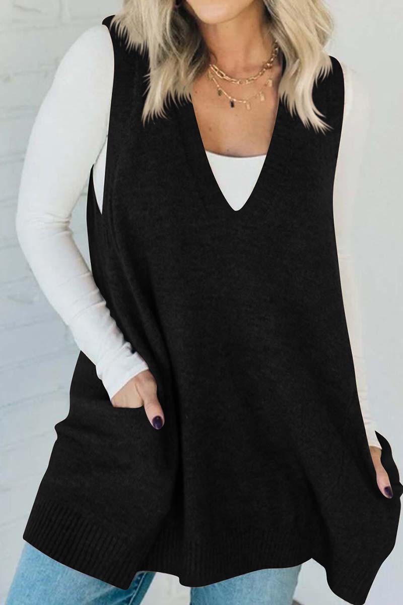 Sleeveless Knit Tunic with Pockets