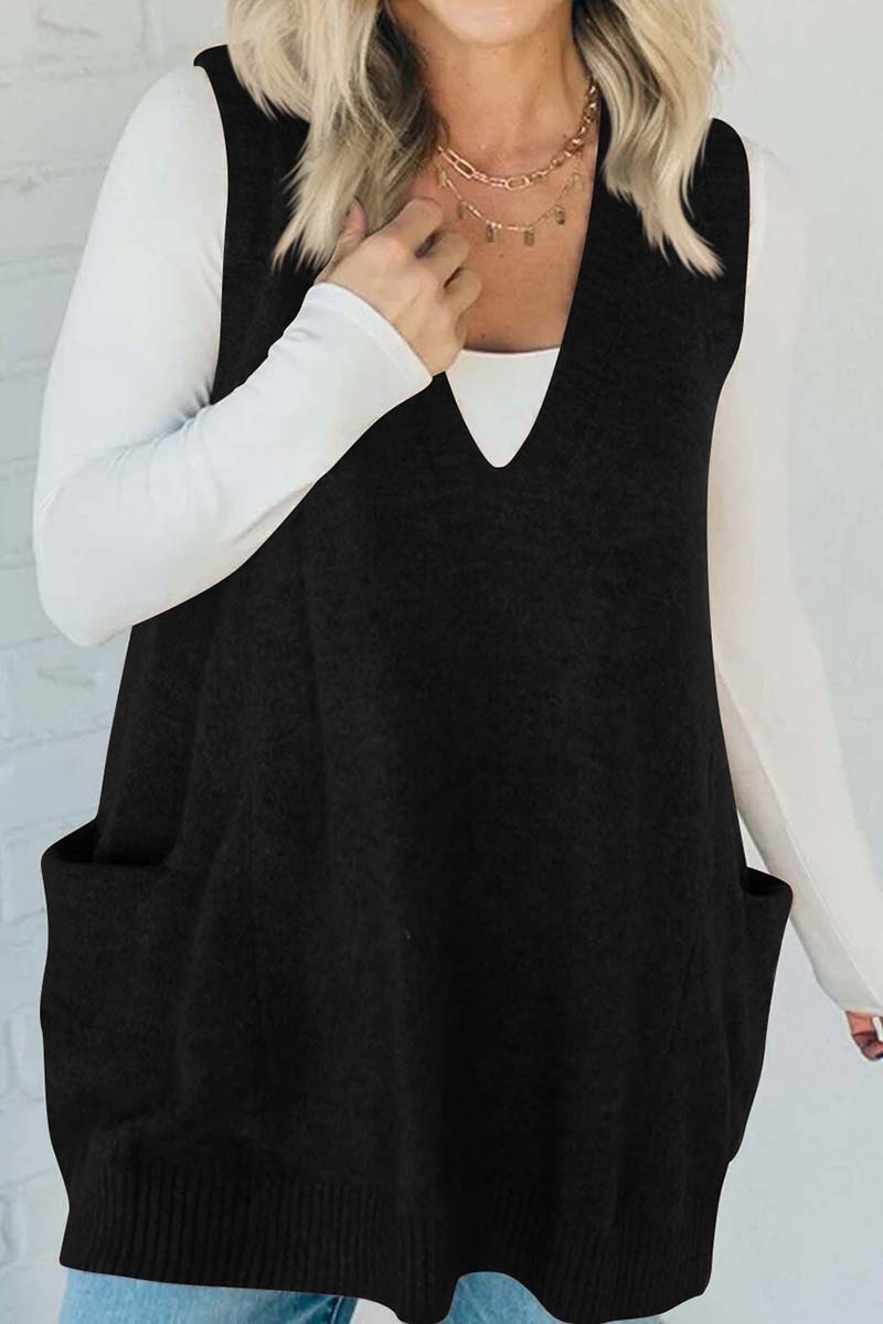 Sleeveless Knit Tunic with Pockets