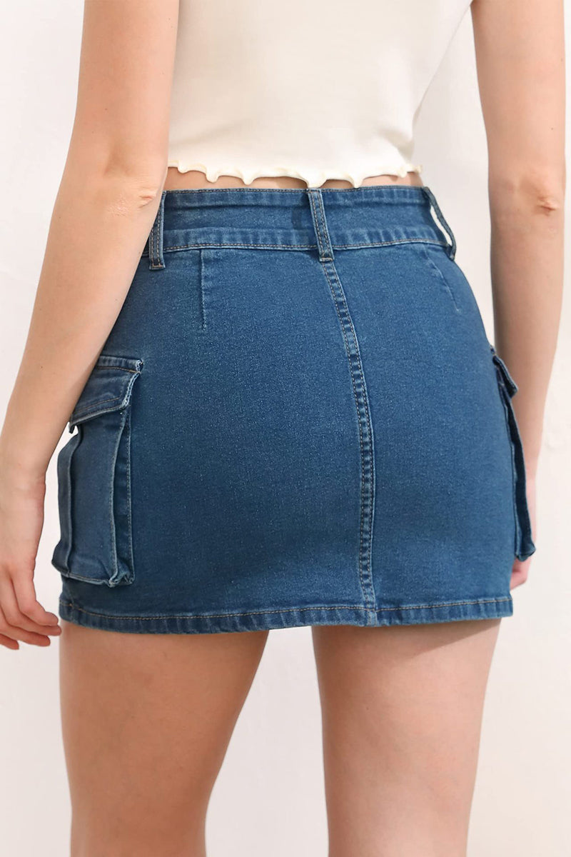 Low-Rise Cargo Mini Skirt