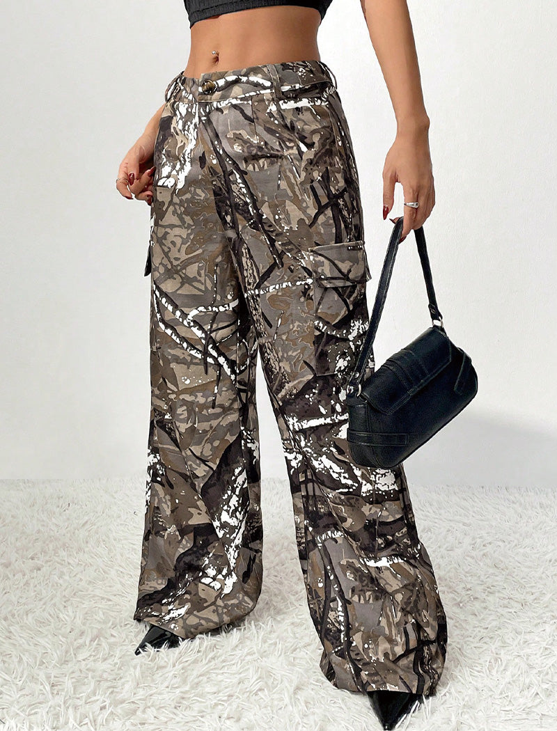 Vintage Camo Wide-Leg Cargo Pants