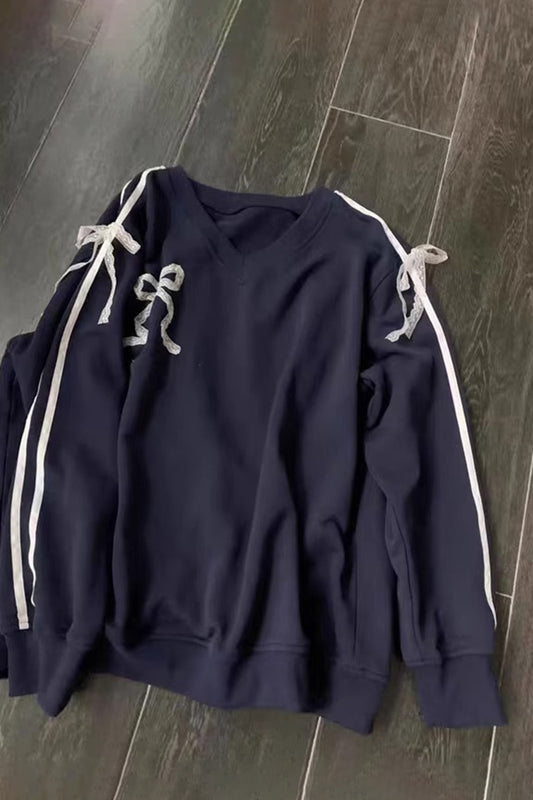 Bow Detail V-Neck Pullover