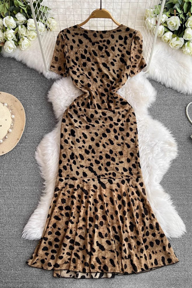 V-Neck Split-Hem Leopard Dress