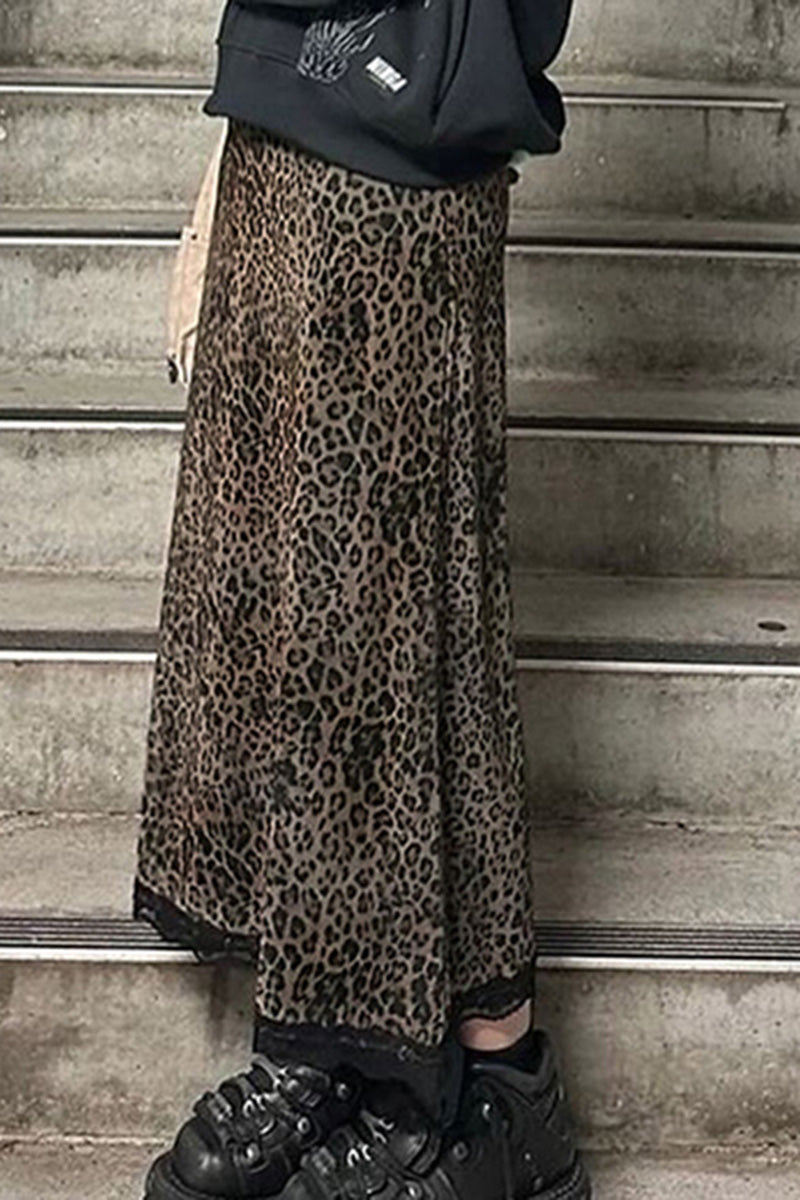 Vintage-Inspired Animal Print Midi Skirt