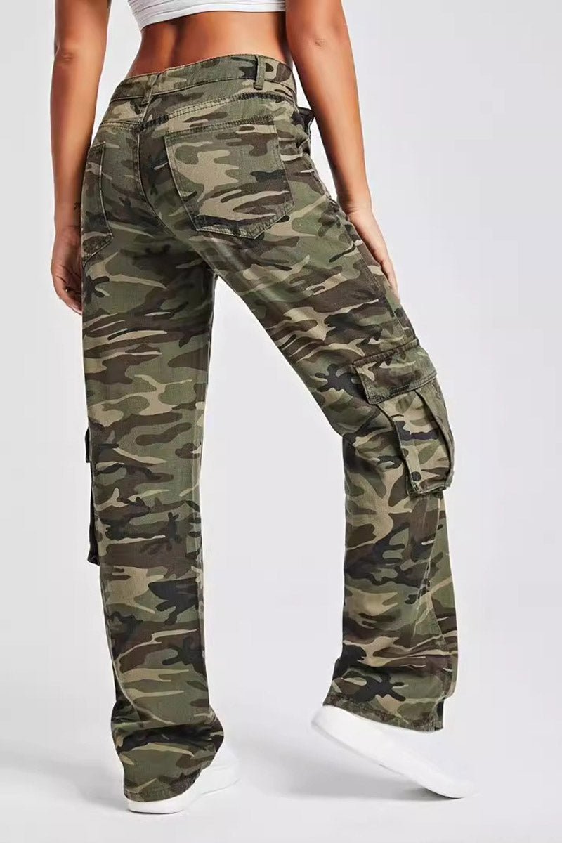 Relaxed Cargo Pants with Utility Pockets