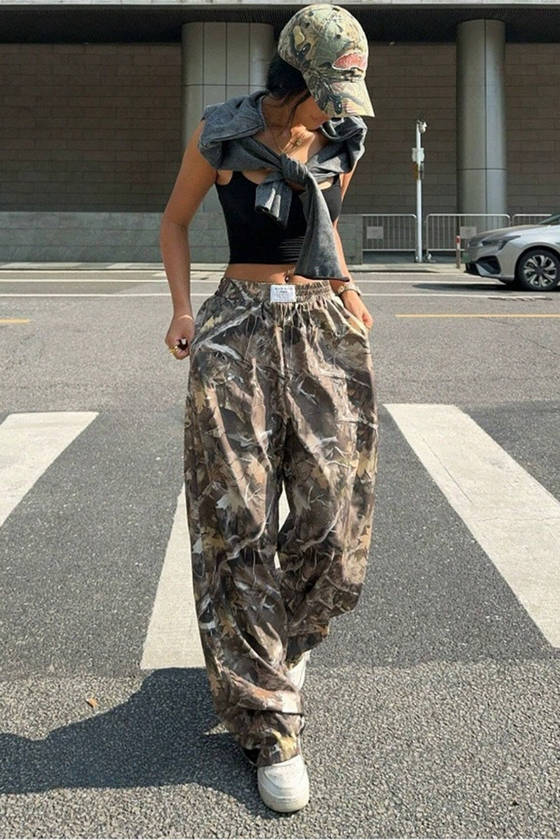 Camouflage Pattern/Solid Baggy Pants